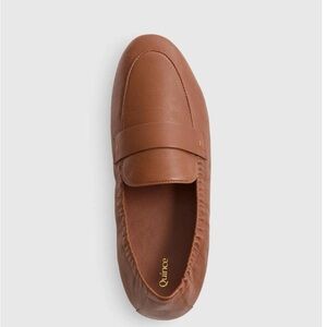 Quince soft Italian leather scrunched back loafer size 7